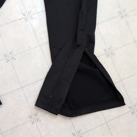 Tupperware®️ Track Suit - Picture 4 of 7